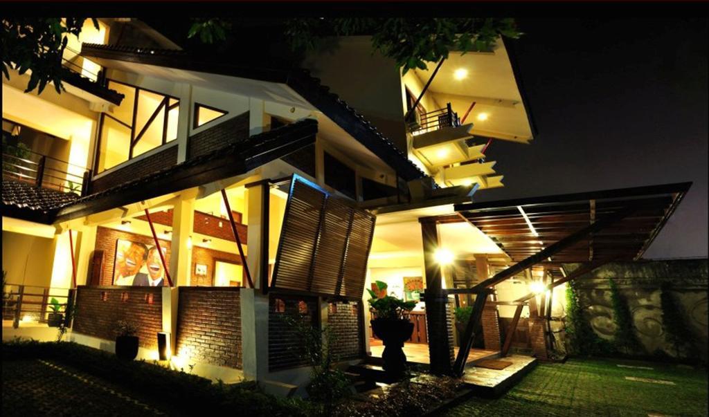 Tetirah Boutique Hotel Salatiga Exterior foto