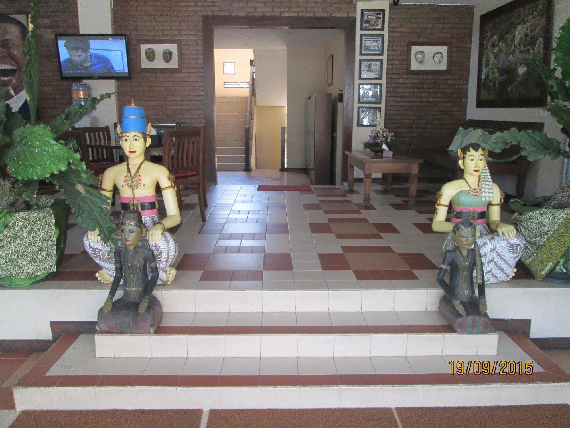 Tetirah Boutique Hotel Salatiga Exterior foto